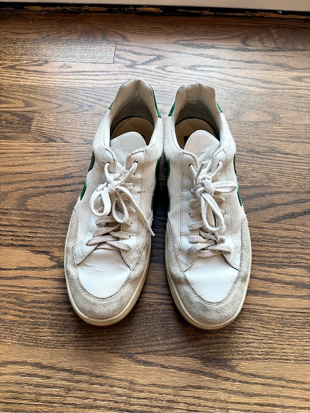 Men’s Veja V-12 Sneakers in White & Green US 10